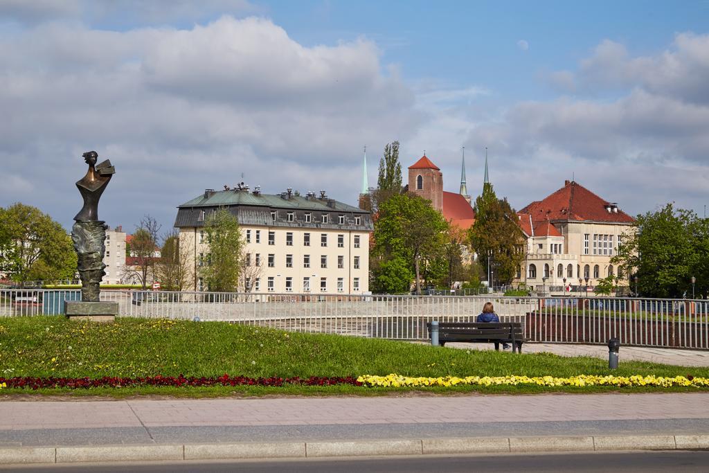 Апартаменти Prestige 79 *
